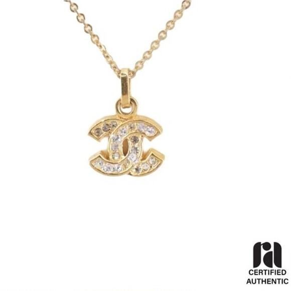 CHANEL Gold CC Logo Pendant Necklace
✔️ Comes with Certificate of Authenticity - Picture 1 of 8